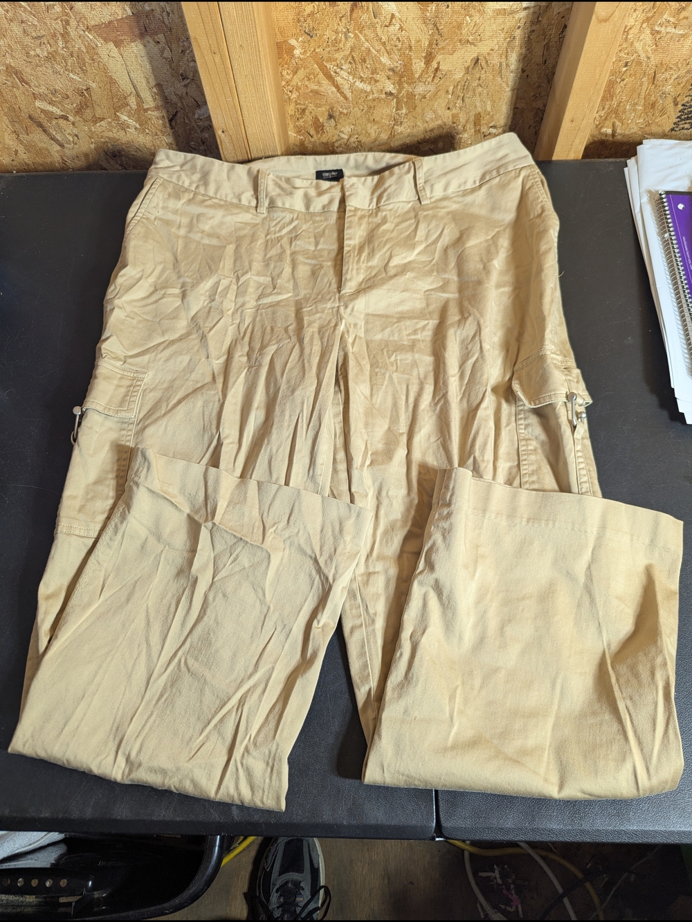 Ladies Beige Cargo Pants - Unbranded
